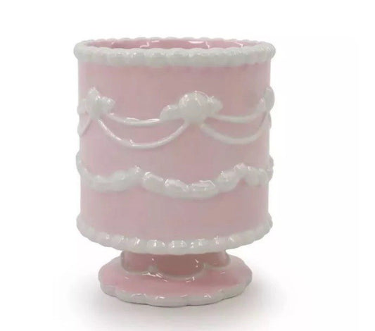 Cake Vase